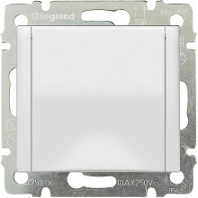 Розетка с/у 2P+E 16A, IP20, с крышкой, Legrand Valena [774422] белый