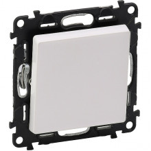 Выключатель с/у 1-кл 10A, IP20, Legrand Valena Life [752401] белый