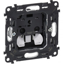 Розетка с/у 2P 16A, IP20, со шторками, Legrand Valena механизм IN'MATIC [753016]