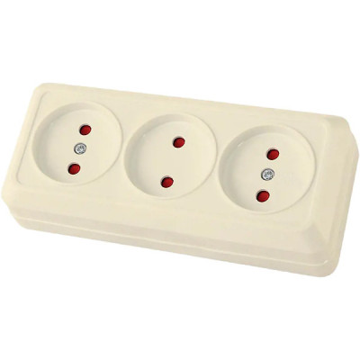Розетка о/у 3x2P 10А, со шторками, IP20, TDM Ладога [SQ1801-0225] сл. кость