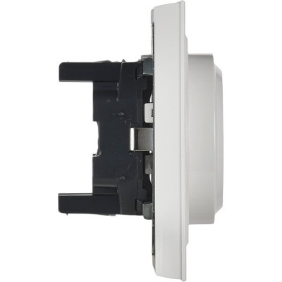 Розетка с/у 2x2P+Е 16A, IP20, в сборе, IEK BRITE [BR-R21-16-K01-F] белый