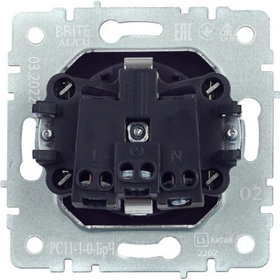 Розетка с/у 2P+E 16A, IP20, IEK BRITE [BR-R11-16-K02] черный